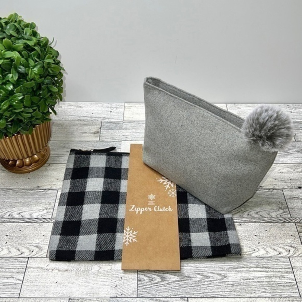 Buffalo Check Zipper Clutch Set (2) Gray/Black NWT